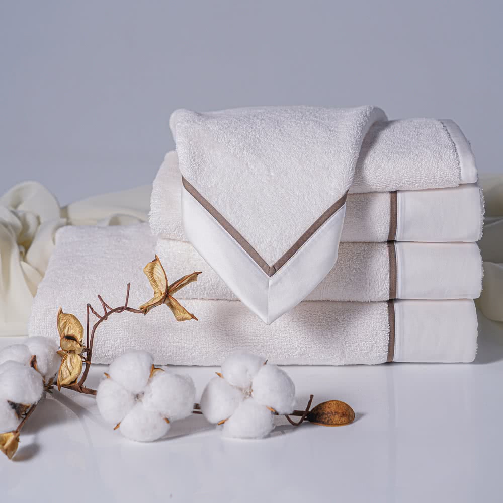 ������ ��������� Claire Batiste Atelier Brise, ������ �������