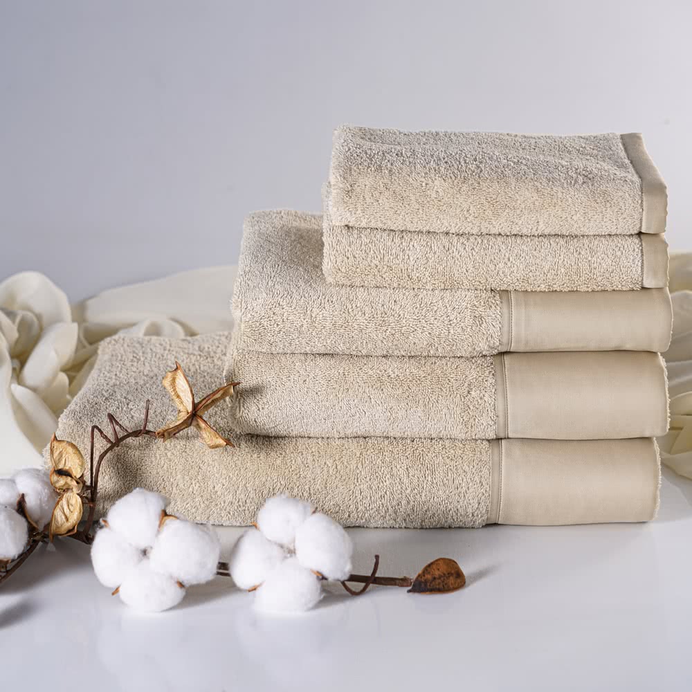 �������� �� 5-�� ��������� Claire Batiste Atelier Brise, ���������