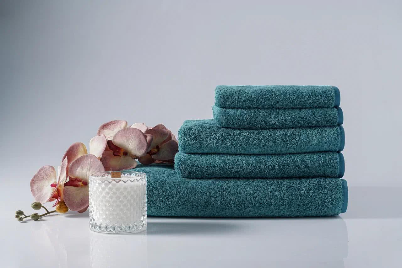 ������ ��������� Claire Batiste Atelier Ile, �����-���������