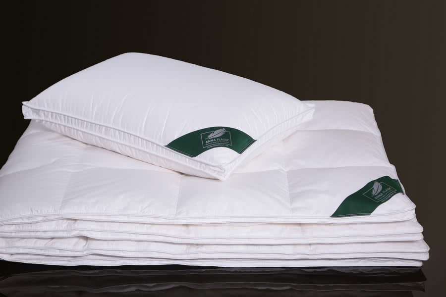 ������� Anna Flaum Perle, ������ 50�70 �� � ���� 26935 �. � ������ �������