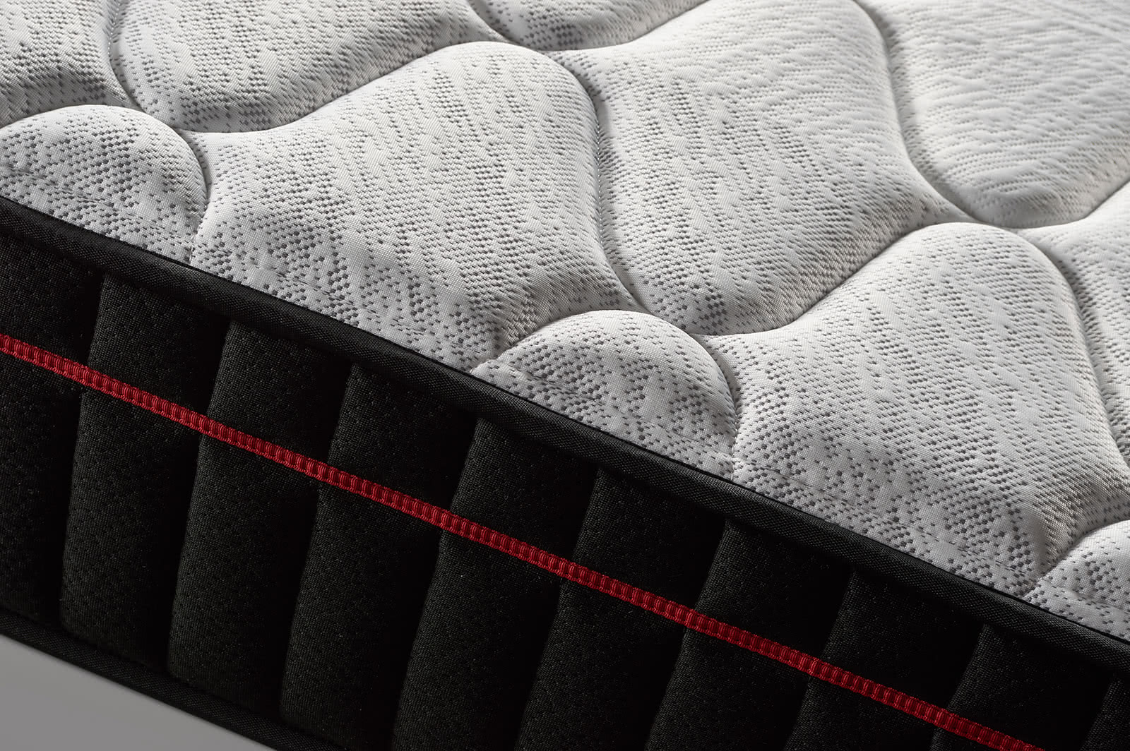 ������ Olimpia Midnight � ������������� ������ � �������� 1,5 ����