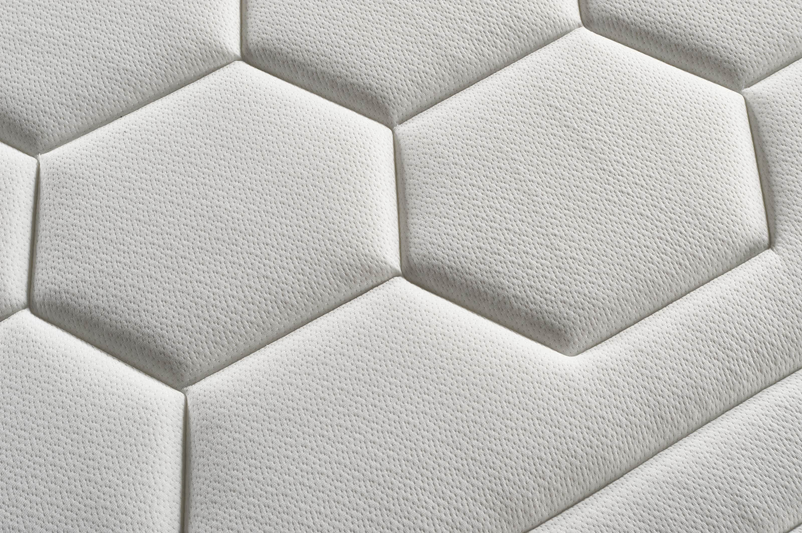 ������ Olimpia Oreo � ���� 45675 �. � ������ �������: 24 ��.