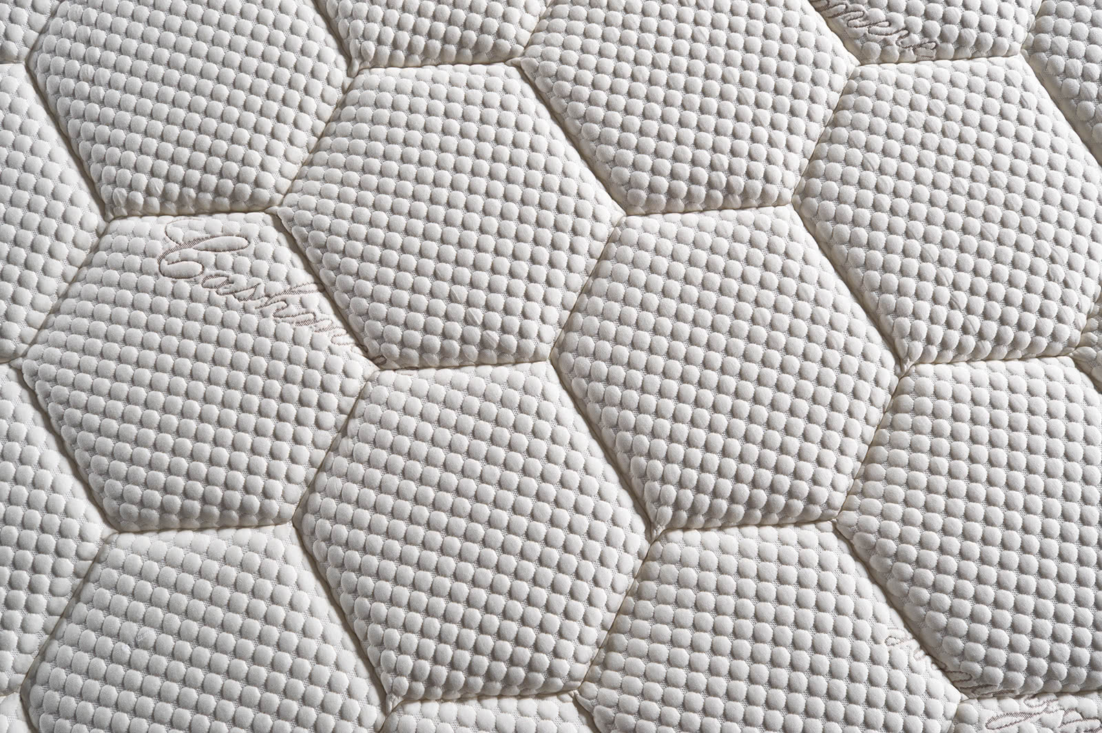 ������ Olimpia Supreme � ������ �������: 25 ��. � ��������� �����������, ������������ ���: 150 ��.