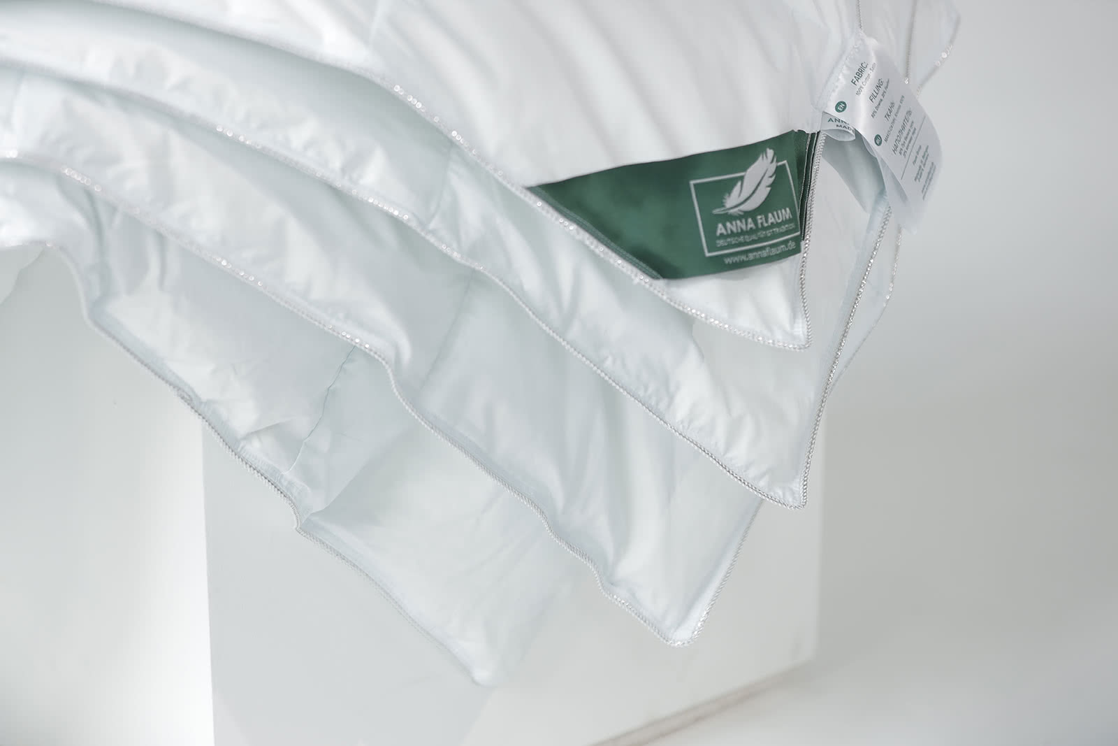 ������ Anna Flaum Eis, ������ � ���� 27930 �. � 40 ��������