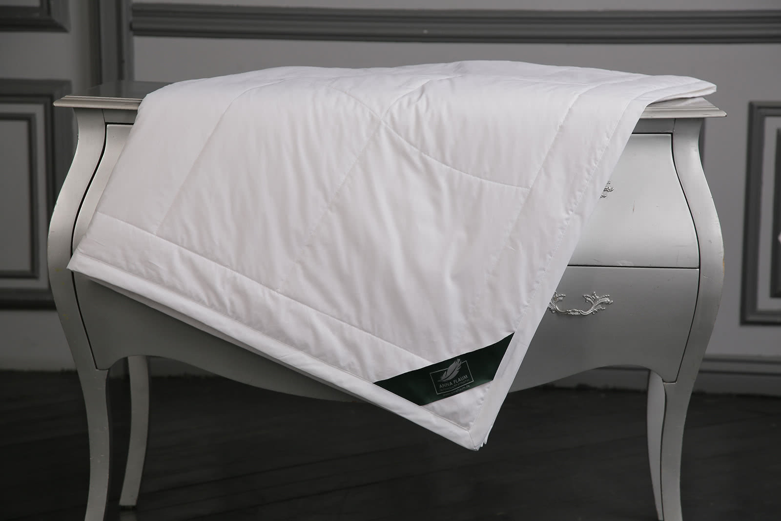 ������ Anna Flaum Merino, ������ � ������ � 39 ��������