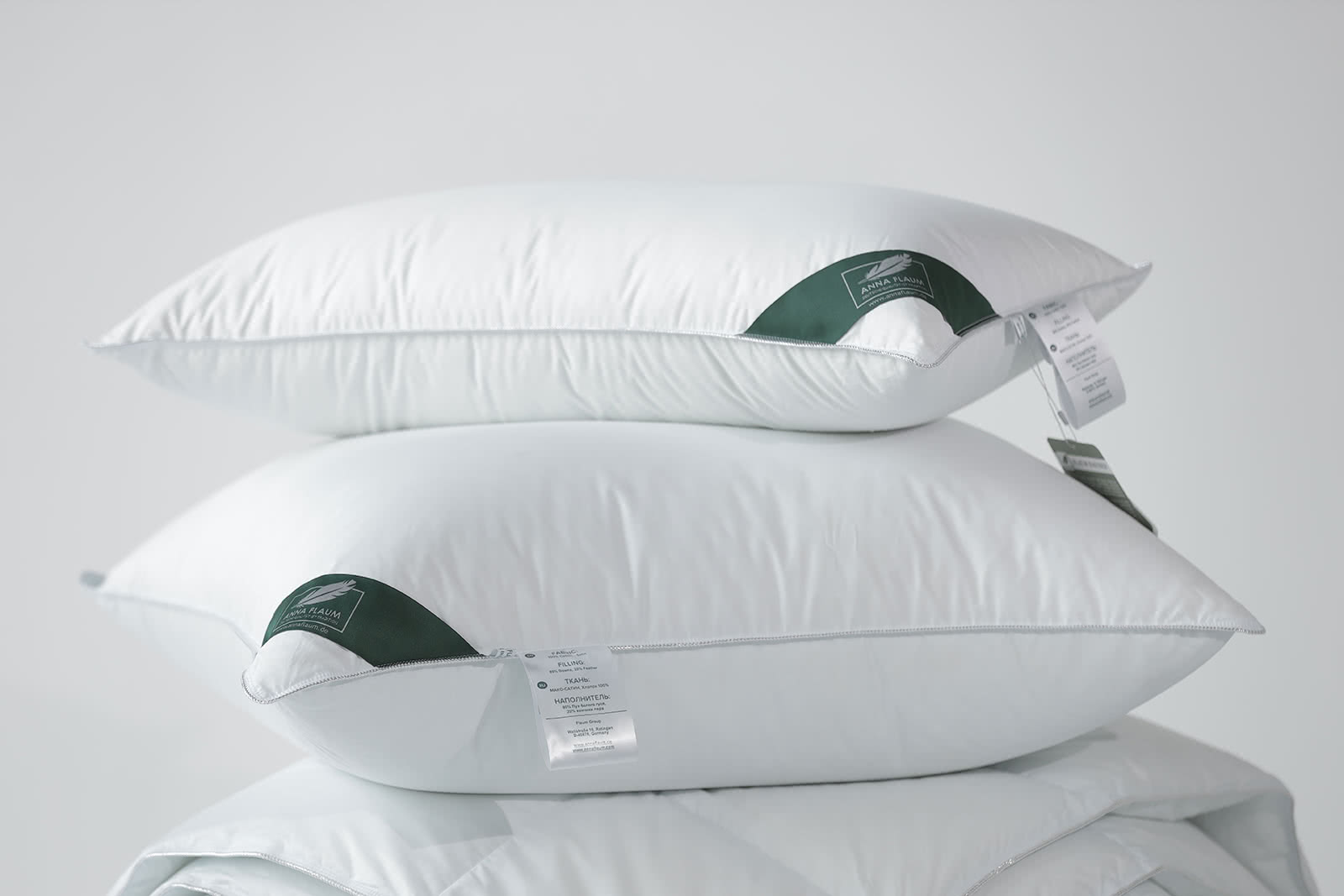 ������� Anna Flaum Eis, ������� 70�70 �� � ���� 25105 �. � ���