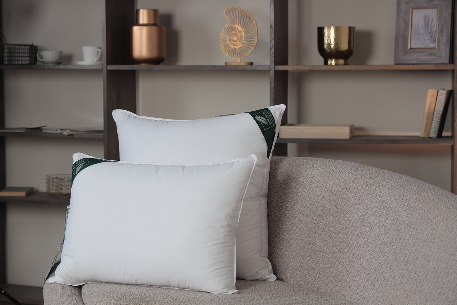 ������� Anna Flaum Perle, ������� 70�70 �� � ���� � 36 ��������